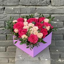 Цветочная композиция из Розы в коробке #REPLACE_PRED# Шенджий