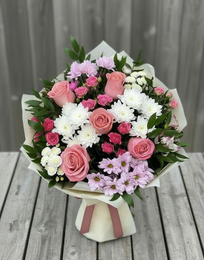 Букет цветов из: Альстромерии, Гвоздики, Розы и Хризантемы в Шенджий