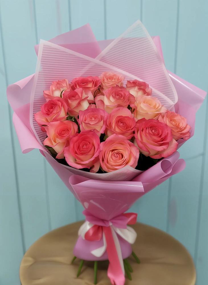 Букет 15 Розовых роз Равель в Шенджий