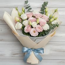 Букет цветов из:  Лизиантусы в Шенджий