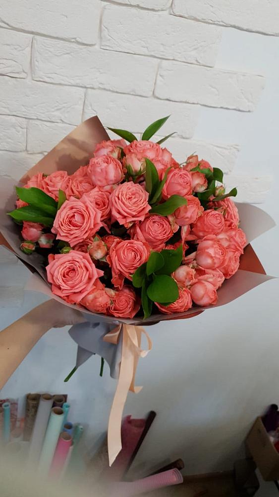 Букет цветов из: Розы в Шенджий