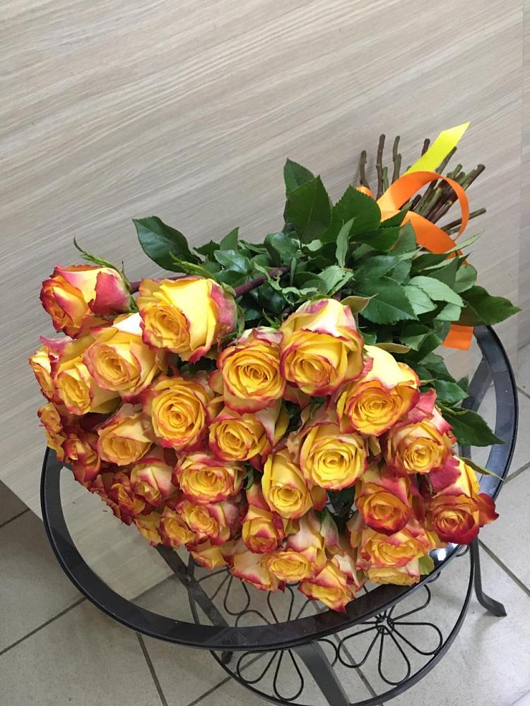 Букет Желтые розы в Шенджий