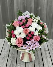 Букет цветов из:  Альстромерии, Гвоздики, Розы и Хризантемы в Шенджий
