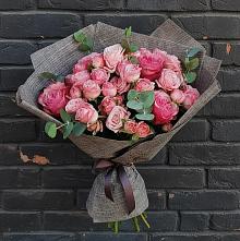 Букет цветов из:  Розы в Шенджий